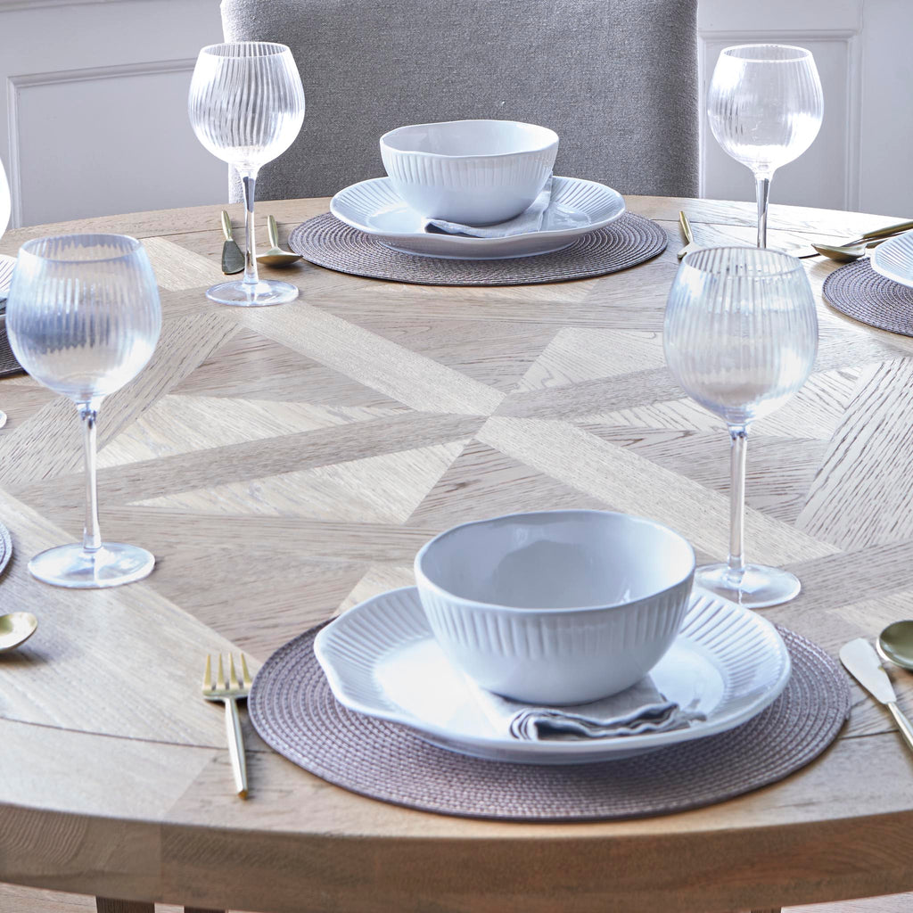 High Resolution Table Wondering How to Choose a High-Quality Dining Table? Here’s What to Lo ...